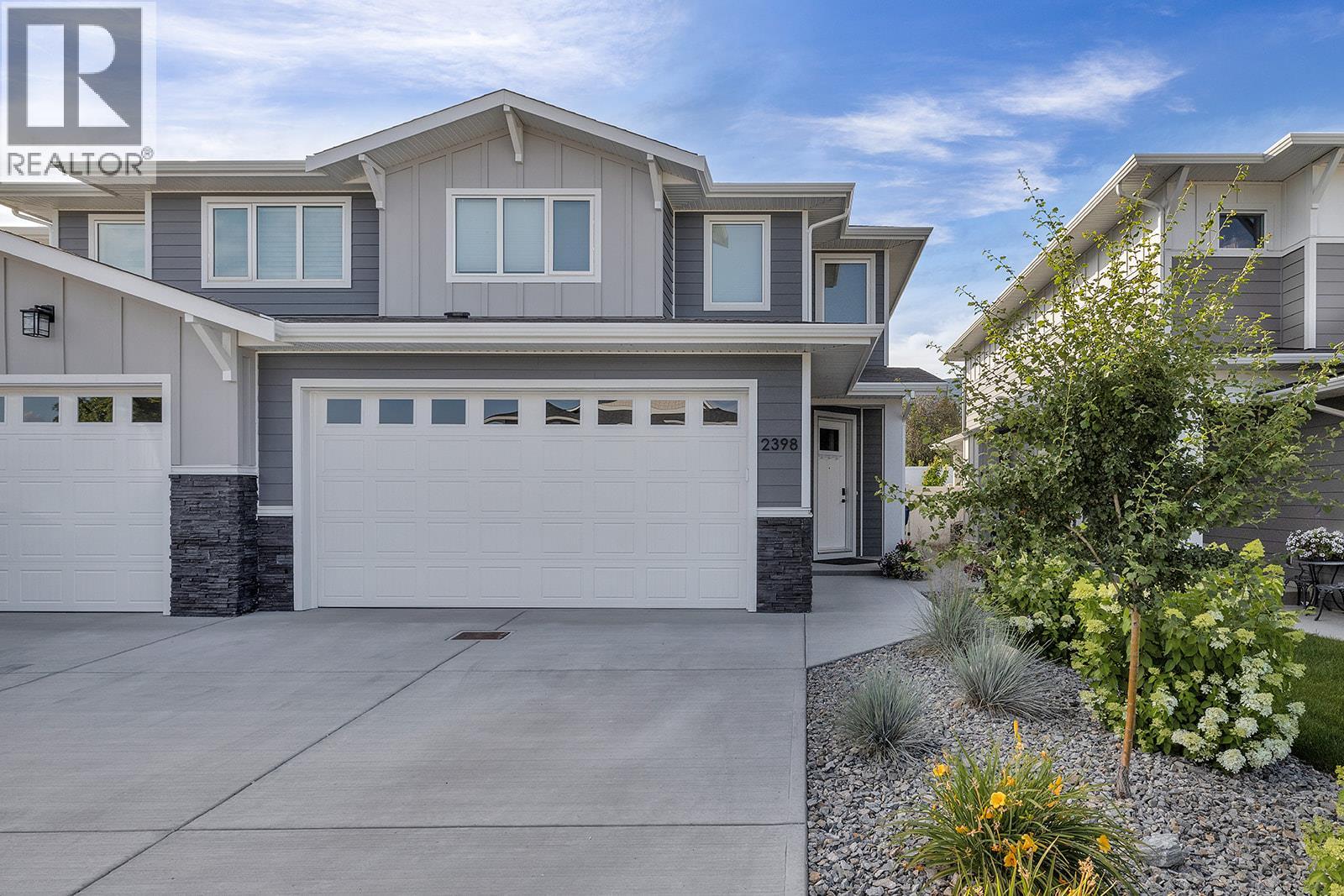 2398 Hawks Boulevard, West Kelowna