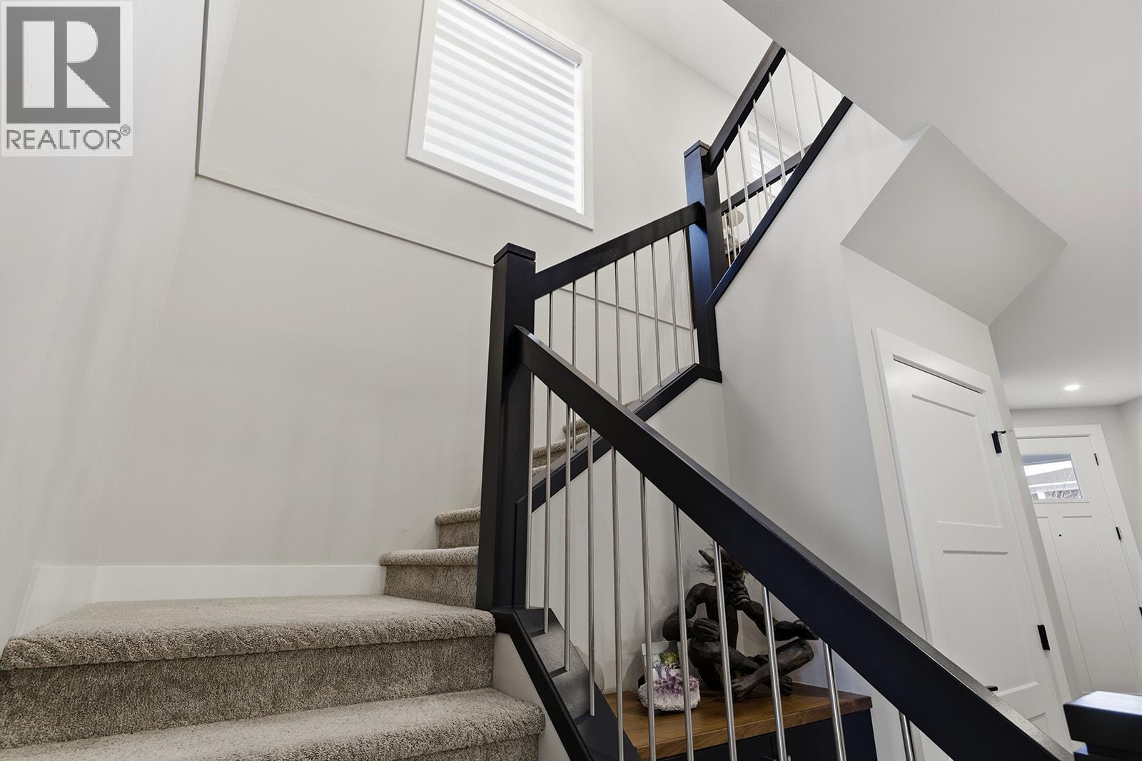 2398 Hawks Boulevard, West Kelowna