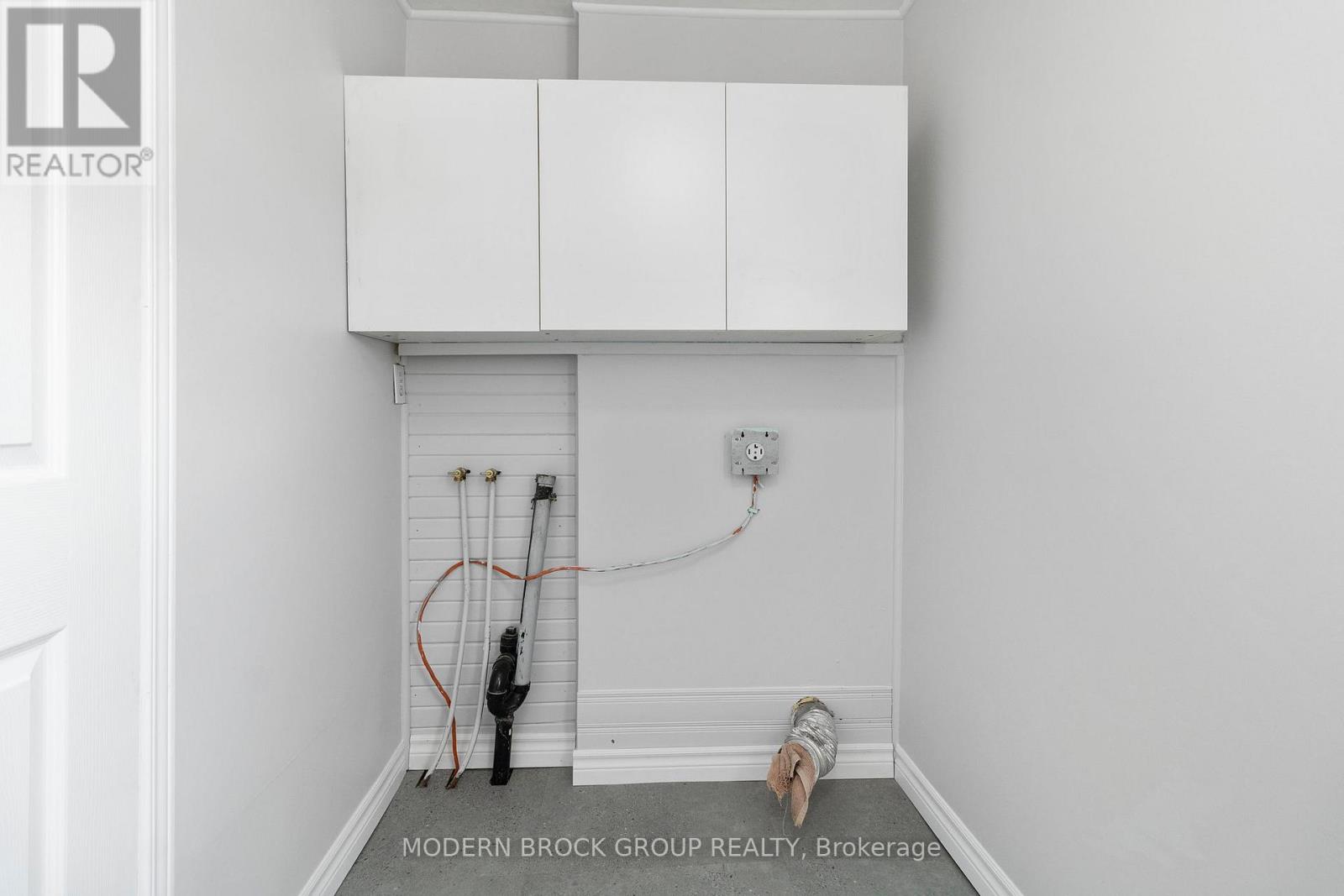 96 BROCK STREET — photo 22