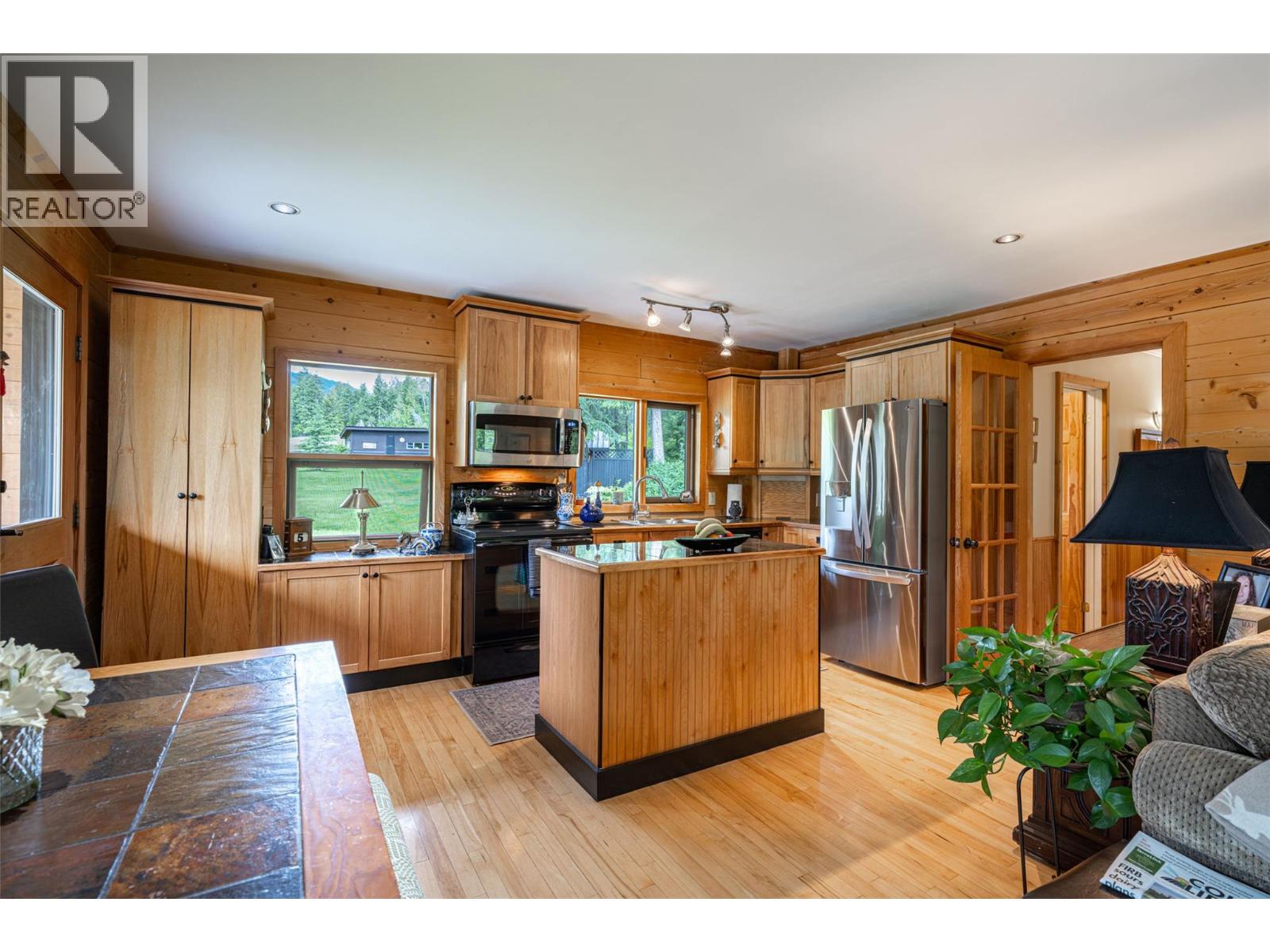 1075 Six Mile Creek Road, Vernon