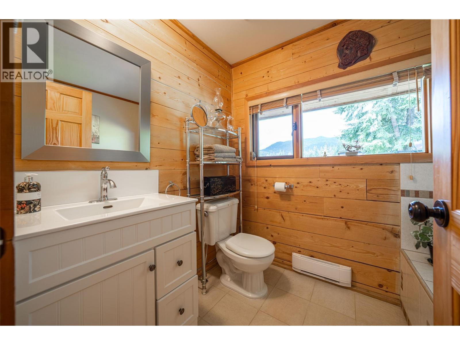 1075 Six Mile Creek Road, Vernon