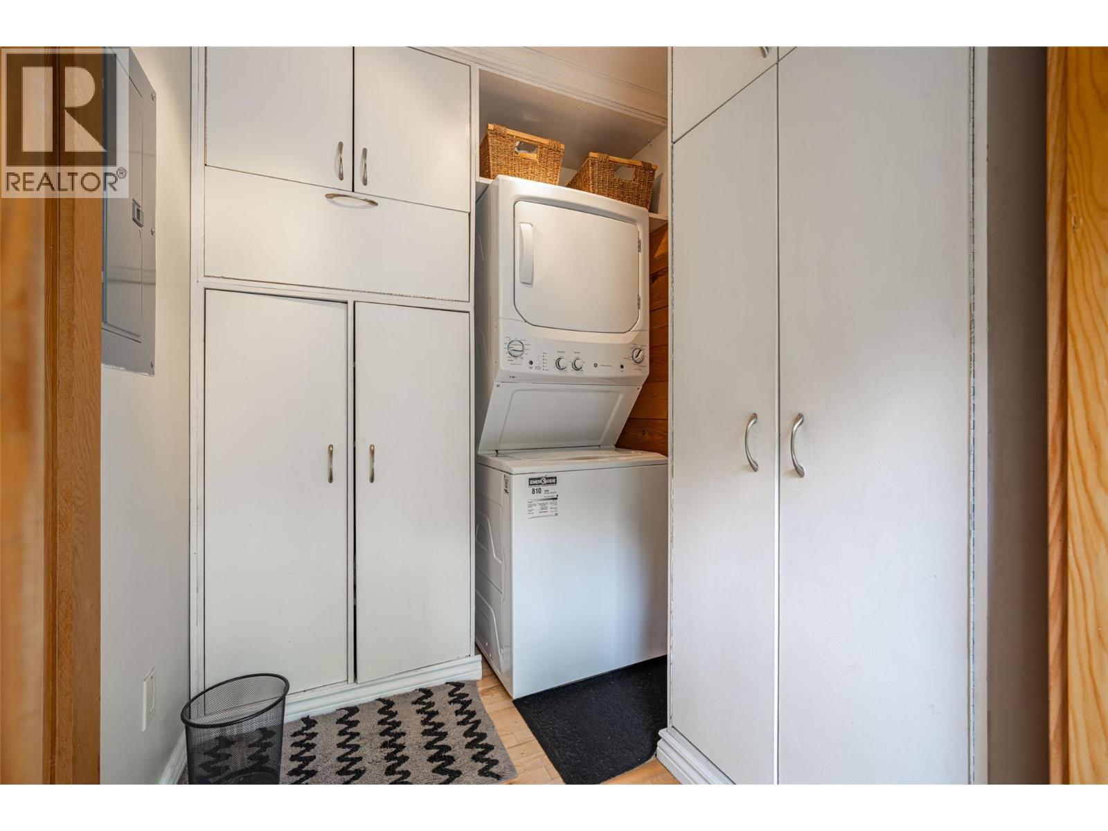 1075 Six Mile Creek Road, Vernon