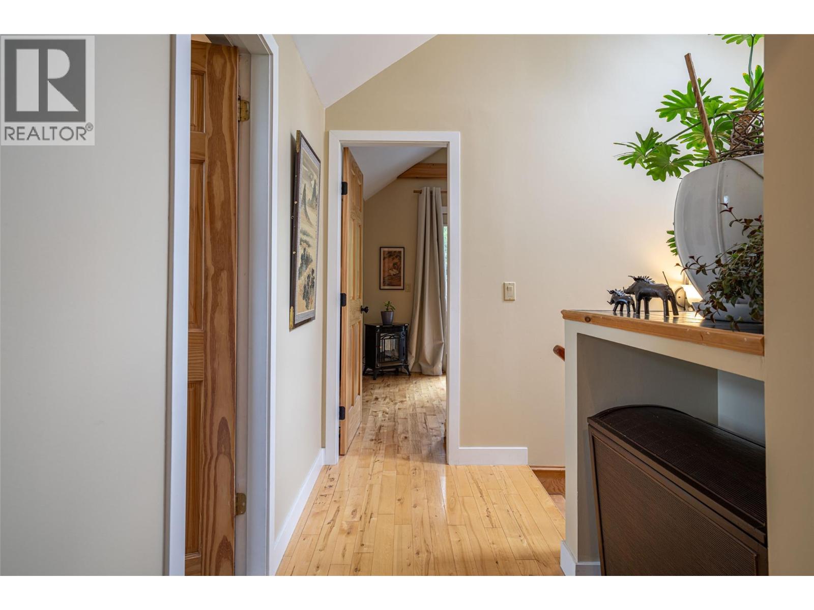 1075 Six Mile Creek Road, Vernon