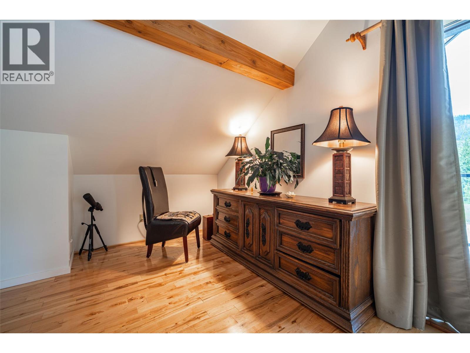 1075 Six Mile Creek Road, Vernon