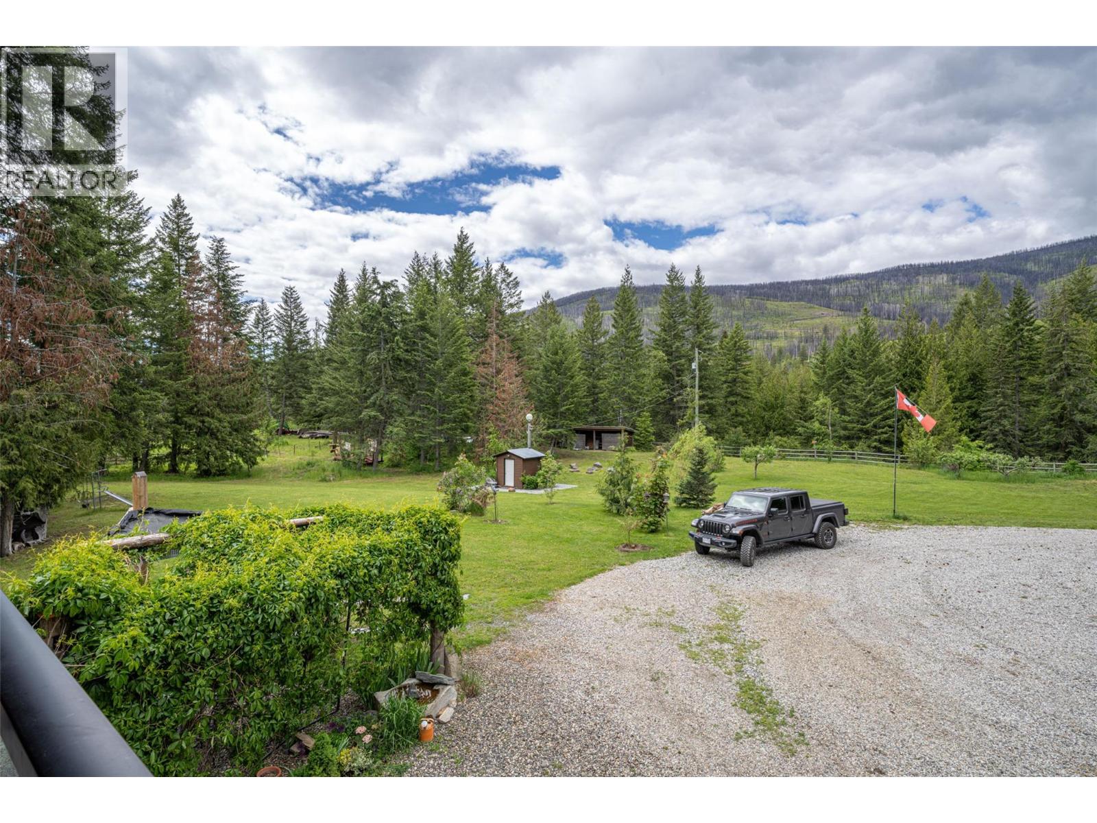 1075 Six Mile Creek Road, Vernon