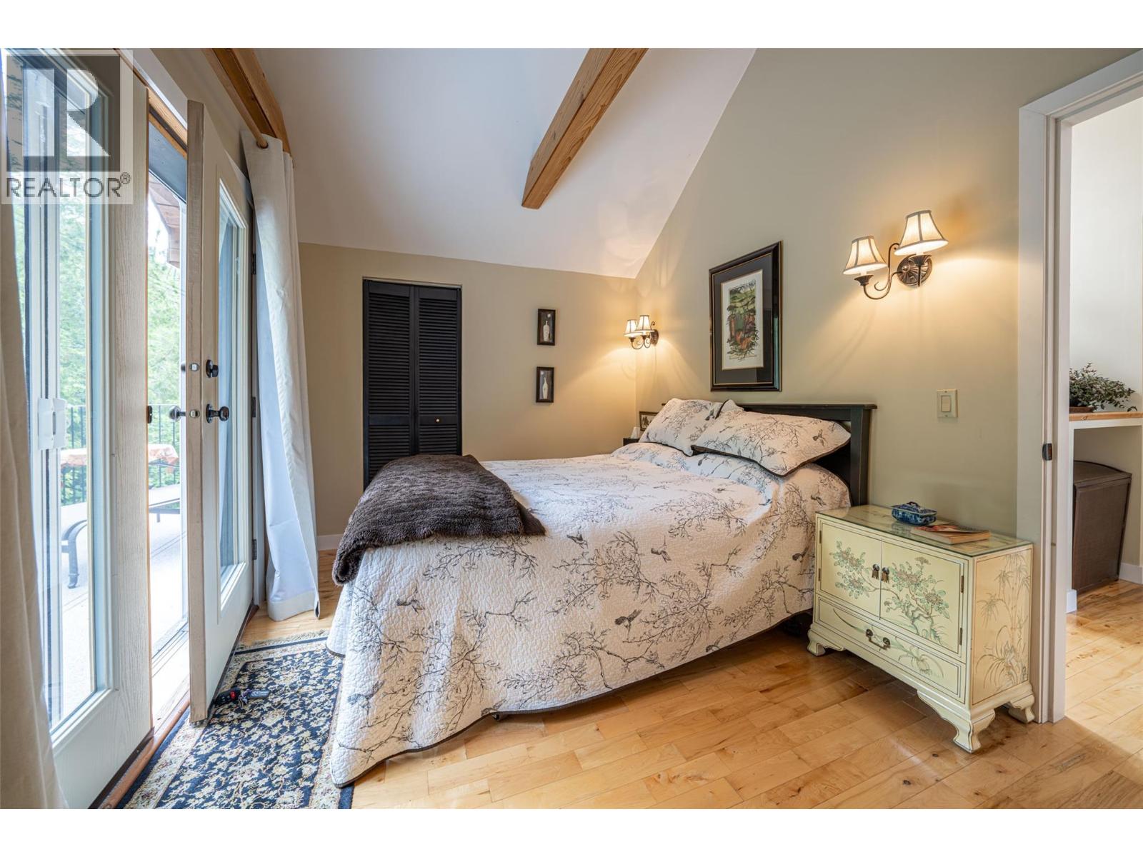 1075 Six Mile Creek Road, Vernon