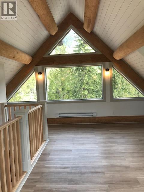 1075 Six Mile Creek Road, Vernon