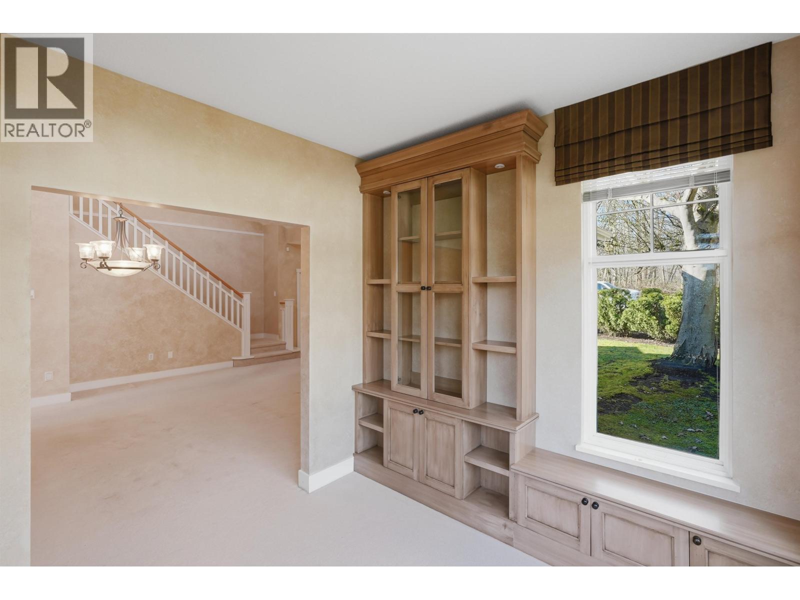 #2-5900 FERRY Road, Delta