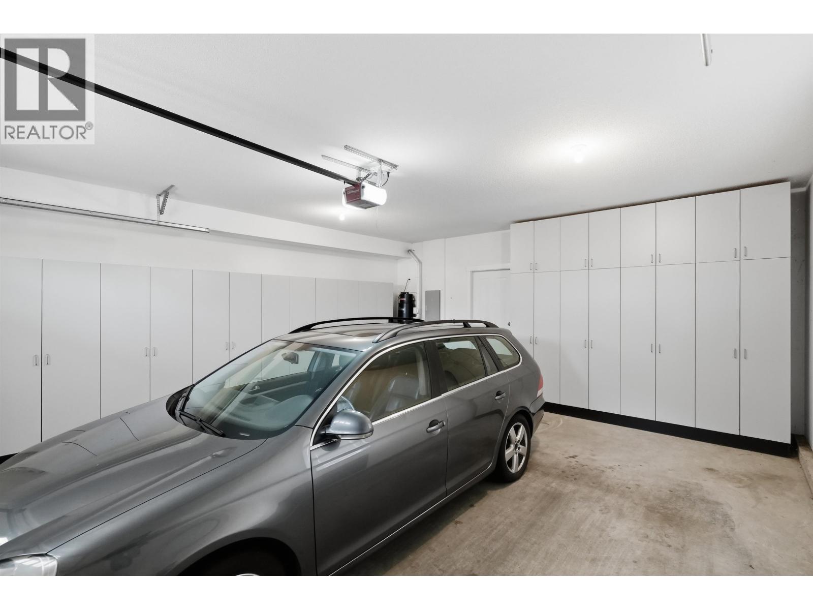 #2-5900 FERRY Road, Delta