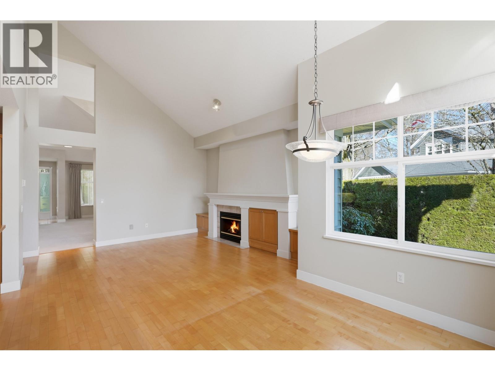 #2-5900 FERRY Road, Delta