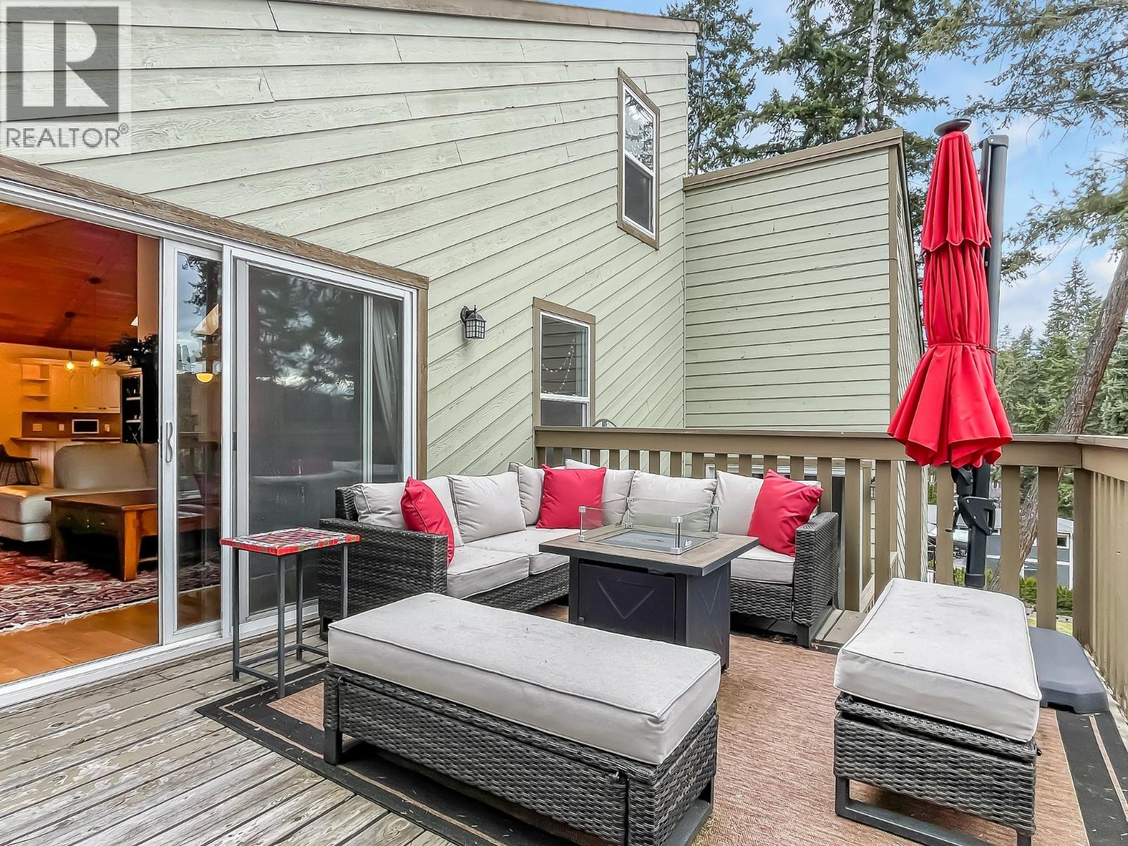 442 Clifton Road N, Kelowna