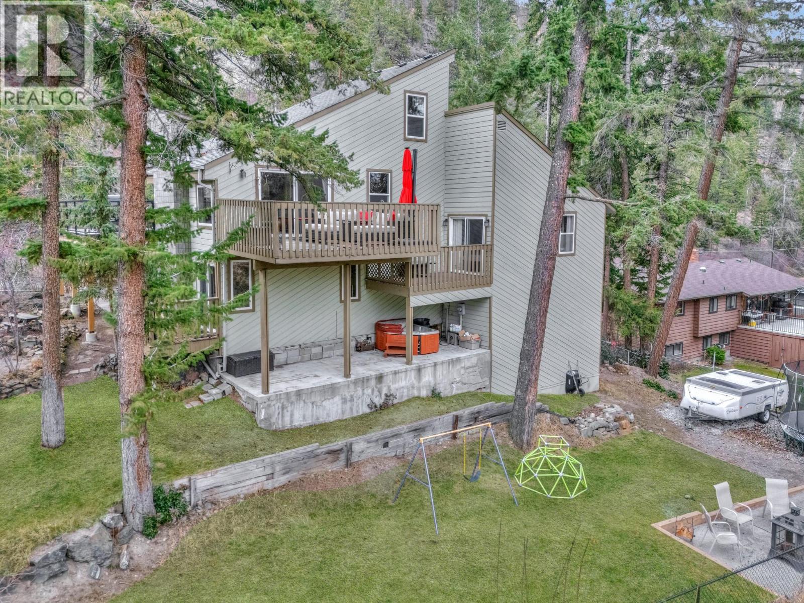 442 Clifton Road N, Kelowna