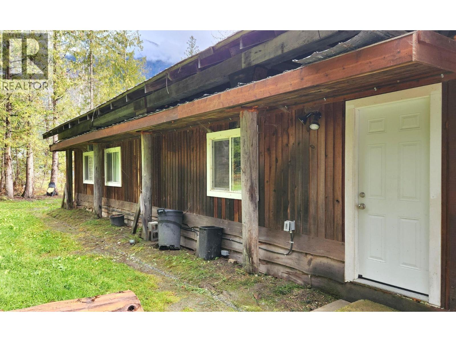 9304 UPPER LILLOOET RIVER FSR, Pemberton