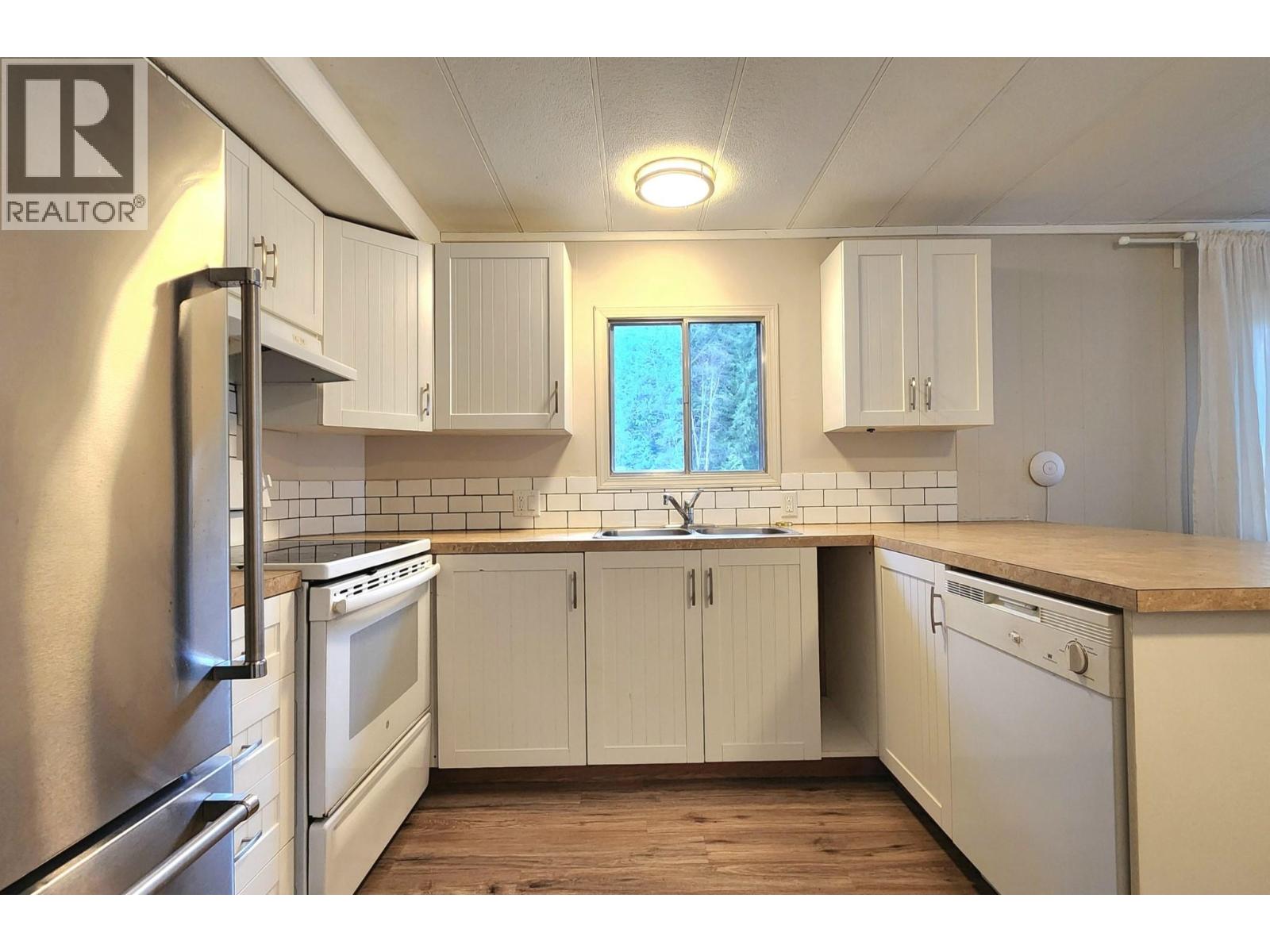 9304 UPPER LILLOOET RIVER FSR, Pemberton