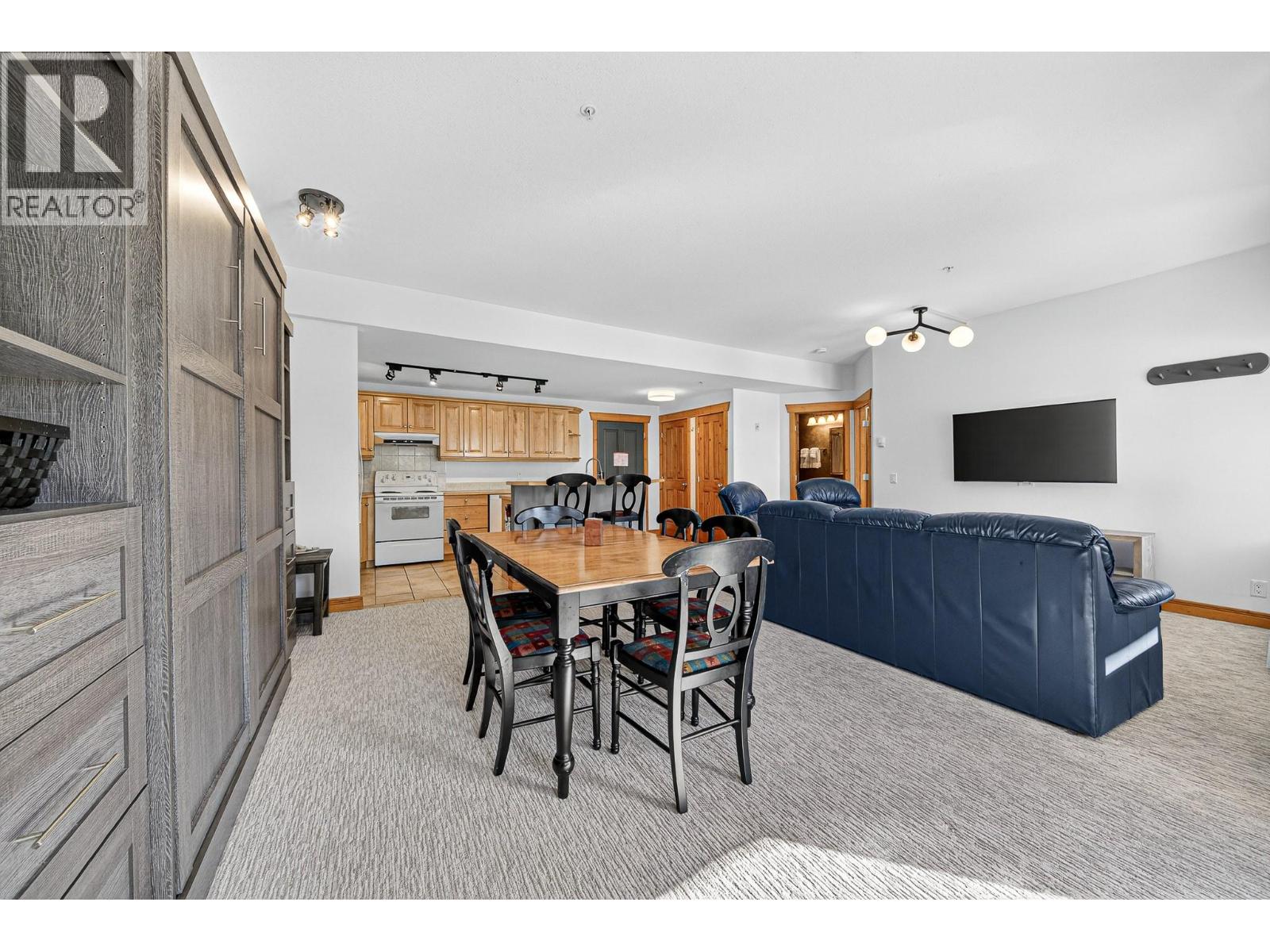 5350 Highline Drive Unit# 2221, Fernie