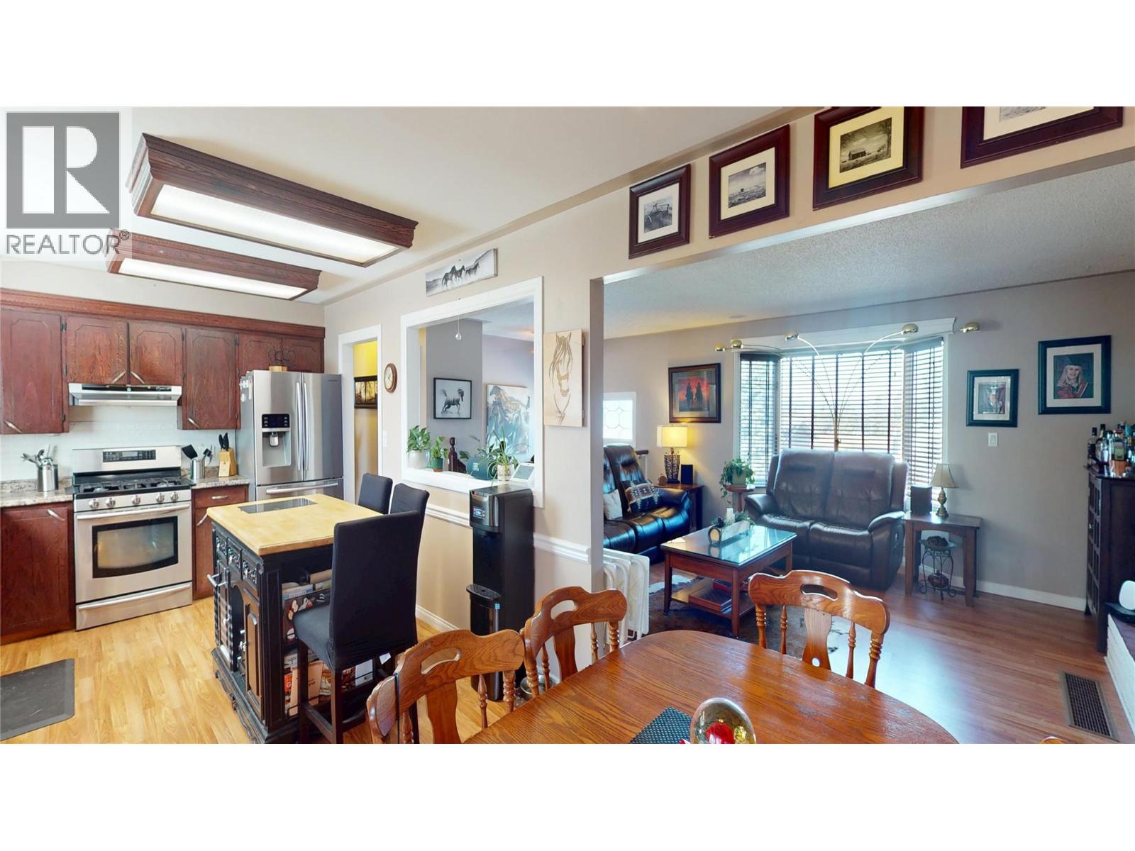  2617 5th Street South, Cranbrook