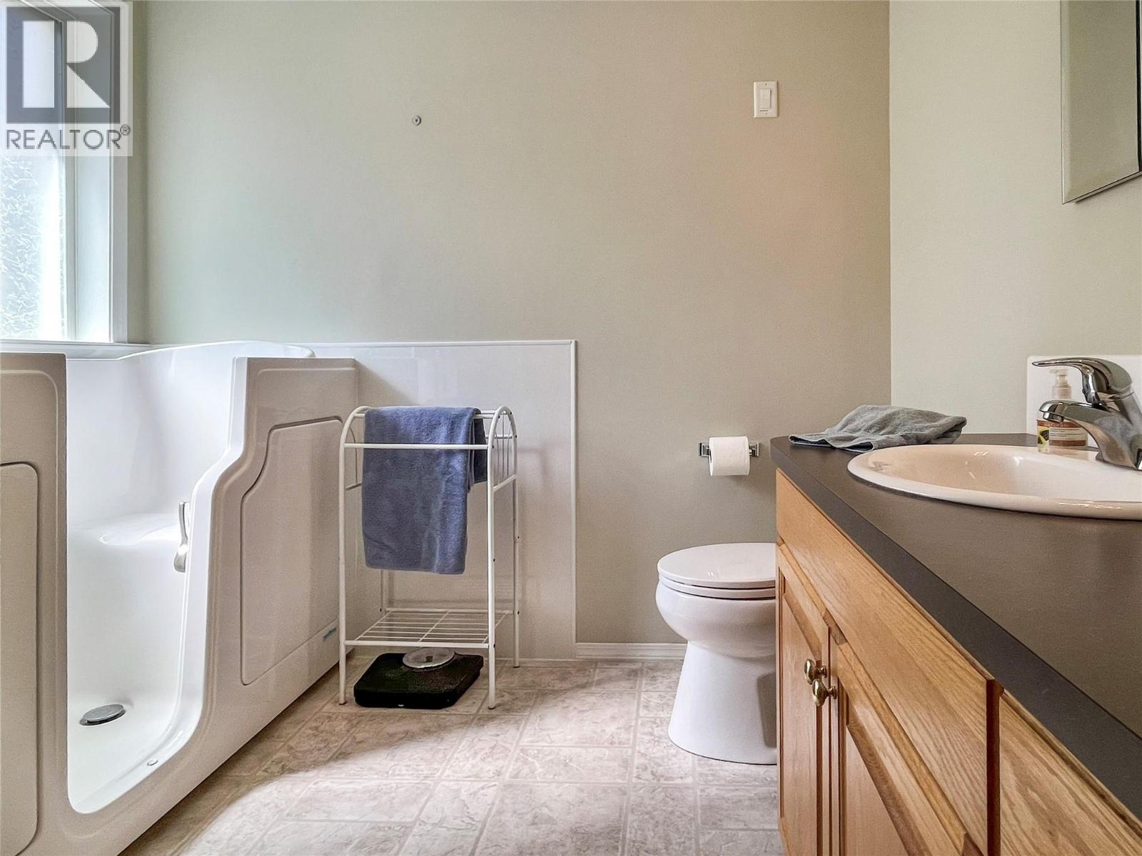 9400 115TH Street Unit# 52, Osoyoos