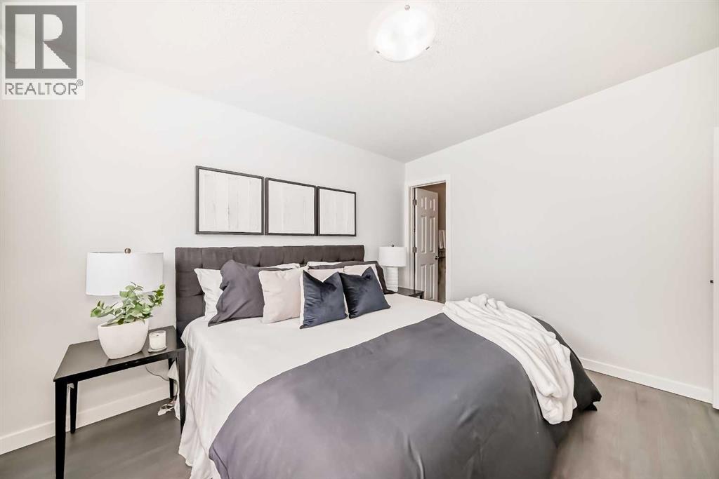 Single Family House Bungalow for Sale in  Dalton Drive NW Dalhousie Calgary 