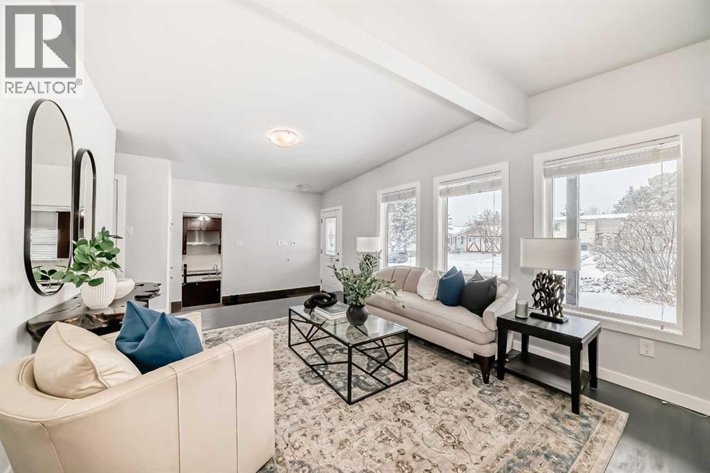 Single Family House Bungalow for Sale in  Dalton Drive NW Dalhousie Calgary 