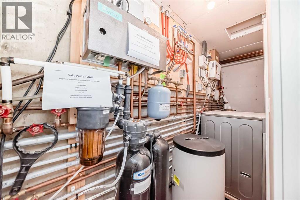 Single Family House Bungalow for Sale in  Dalton Drive NW Dalhousie Calgary 