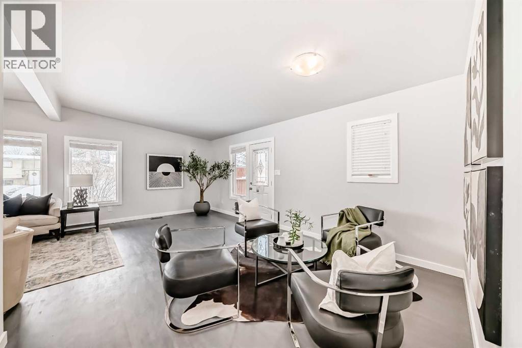 Single Family House Bungalow for Sale in  Dalton Drive NW Dalhousie Calgary 