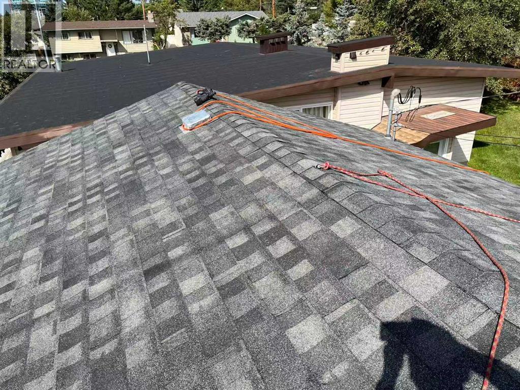 Single Family House Bungalow for Sale in  Dalton Drive NW Dalhousie Calgary 