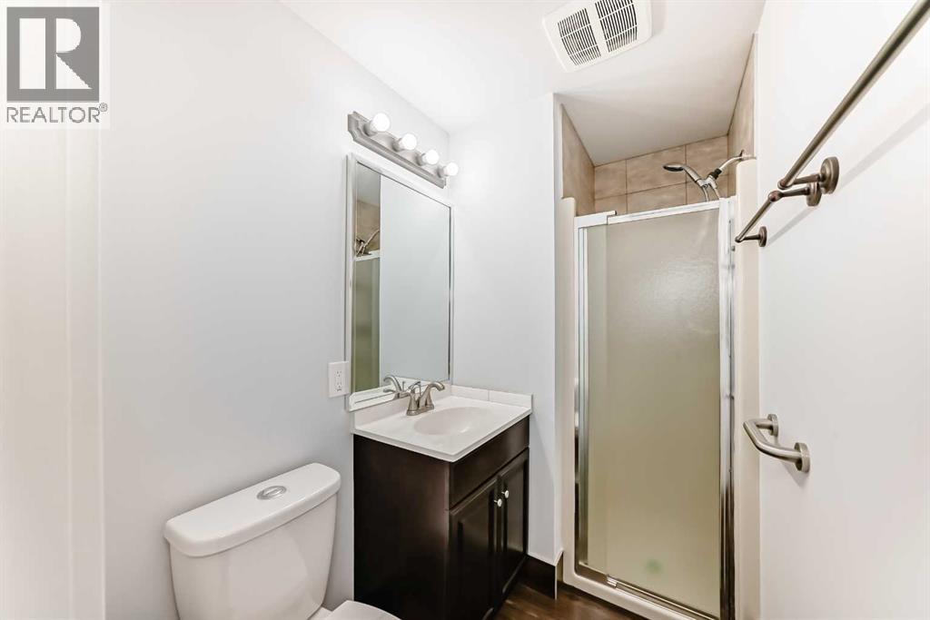 Single Family House Bungalow for Sale in  Dalton Drive NW Dalhousie Calgary 