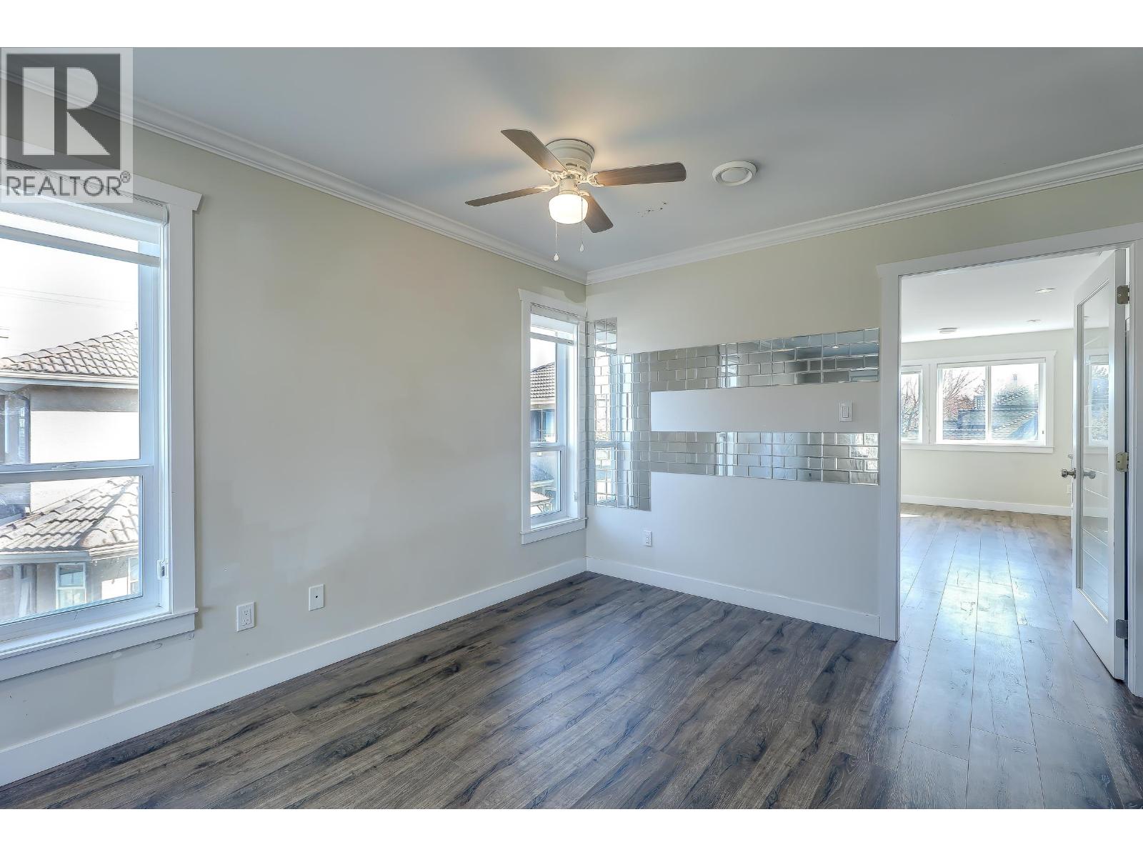 4620 RIVER Road West, Ladner