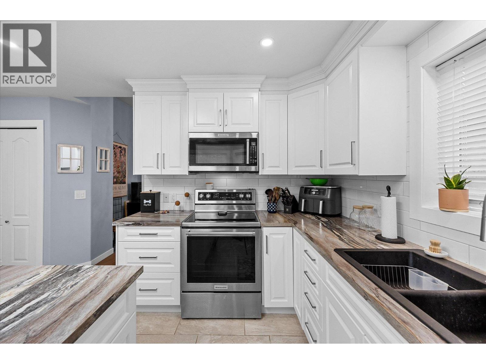 2210 Louie Drive Unit# 95, West Kelowna