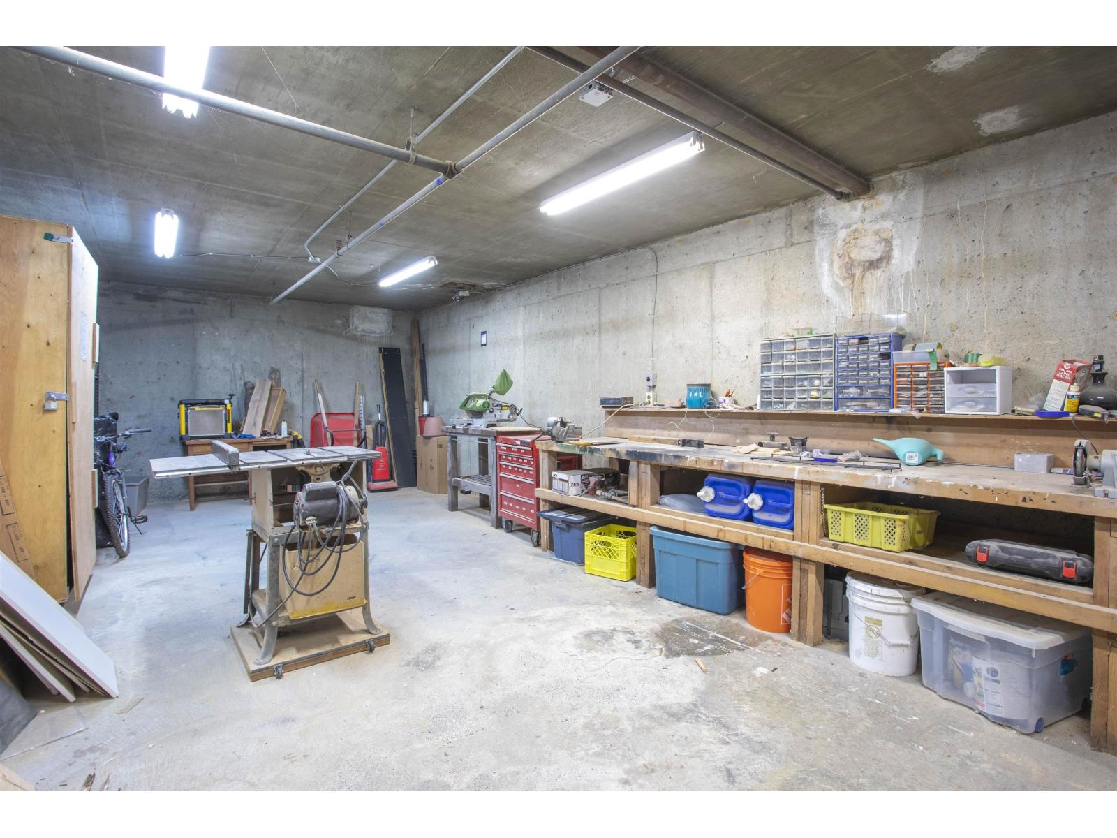 202 1381 MARTIN STREET, White Rock