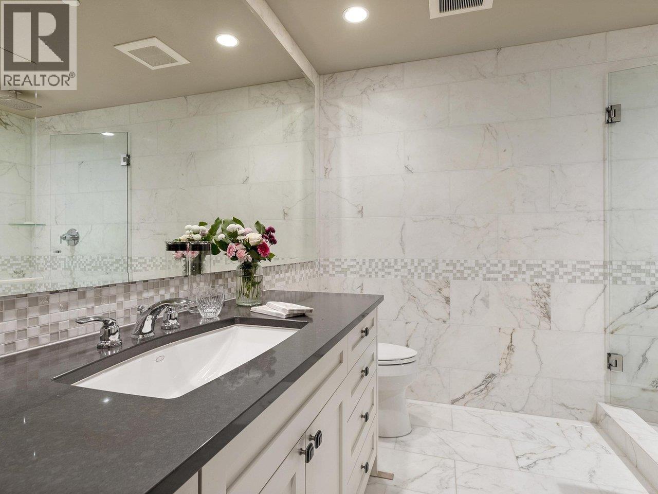 28 5650 HAMPTON PLACE, Vancouver