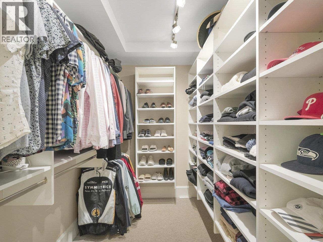 28 5650 HAMPTON PLACE, Vancouver