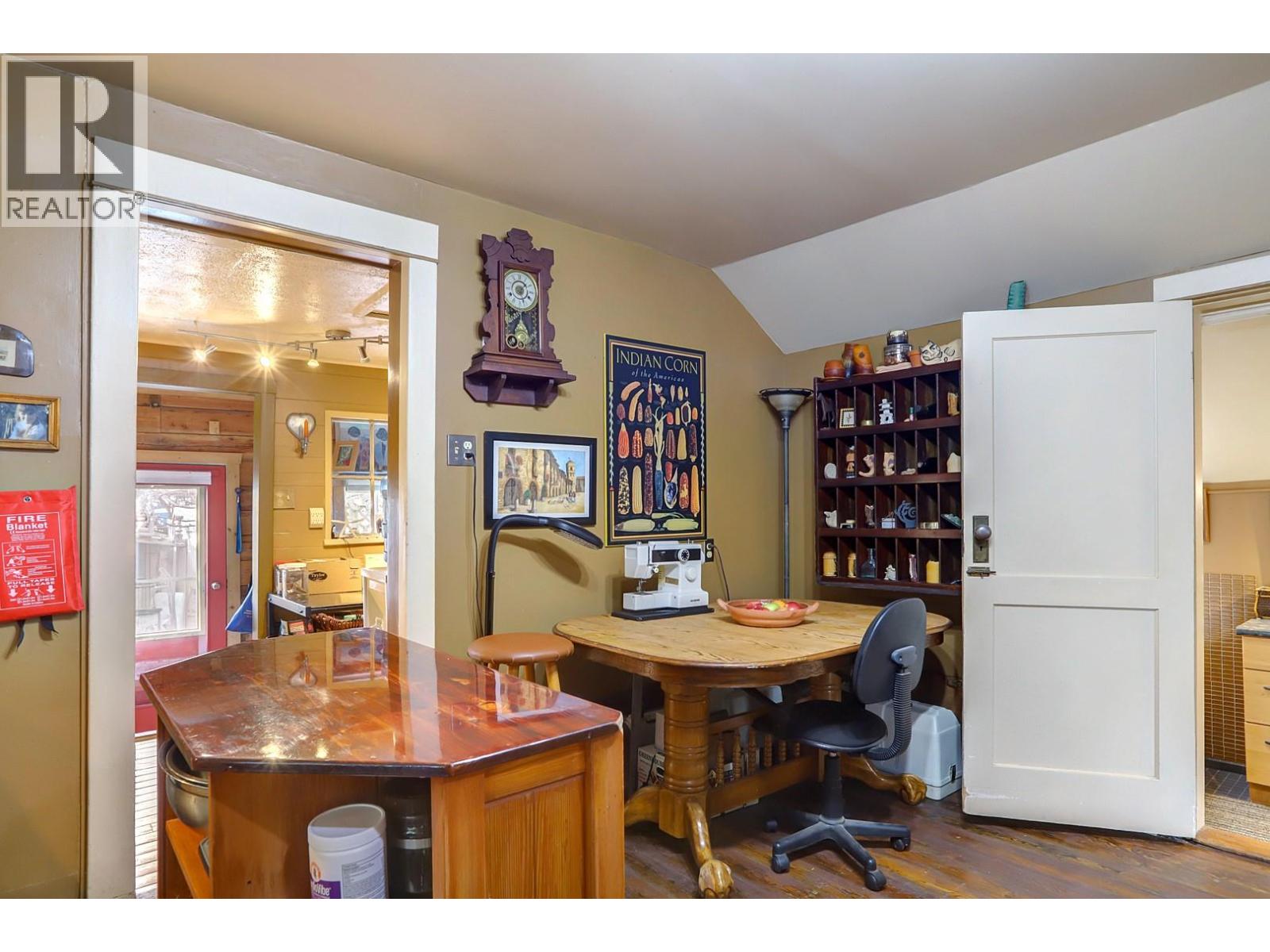 4204 34 Street, Vernon