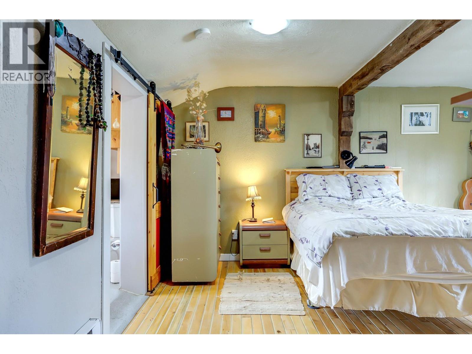 4204 34 Street, Vernon