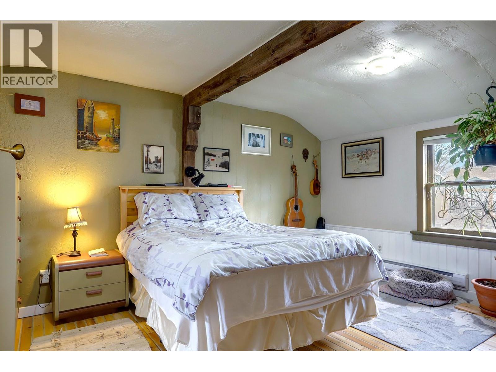 4204 34 Street, Vernon