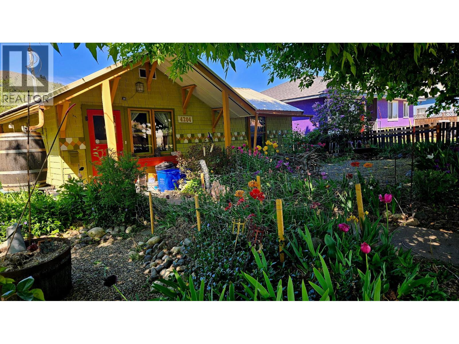 4204 34 Street, Vernon