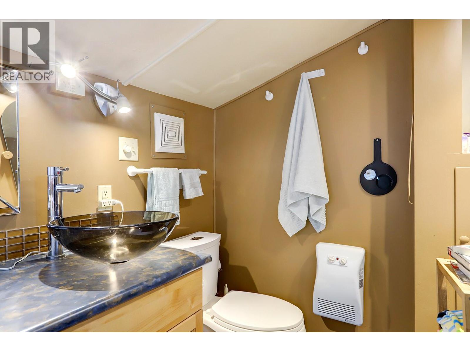 4204 34 Street, Vernon