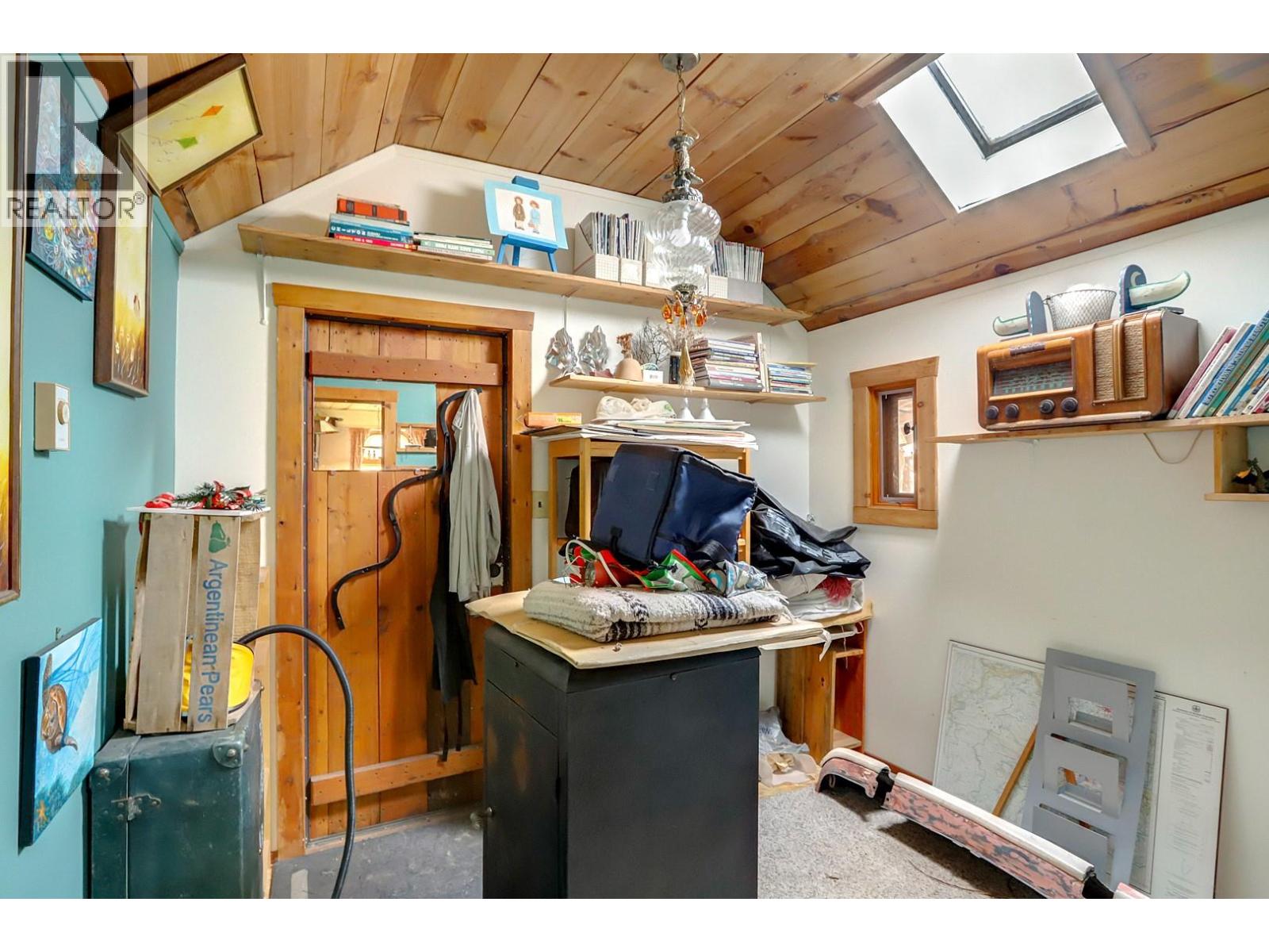 4204 34 Street, Vernon