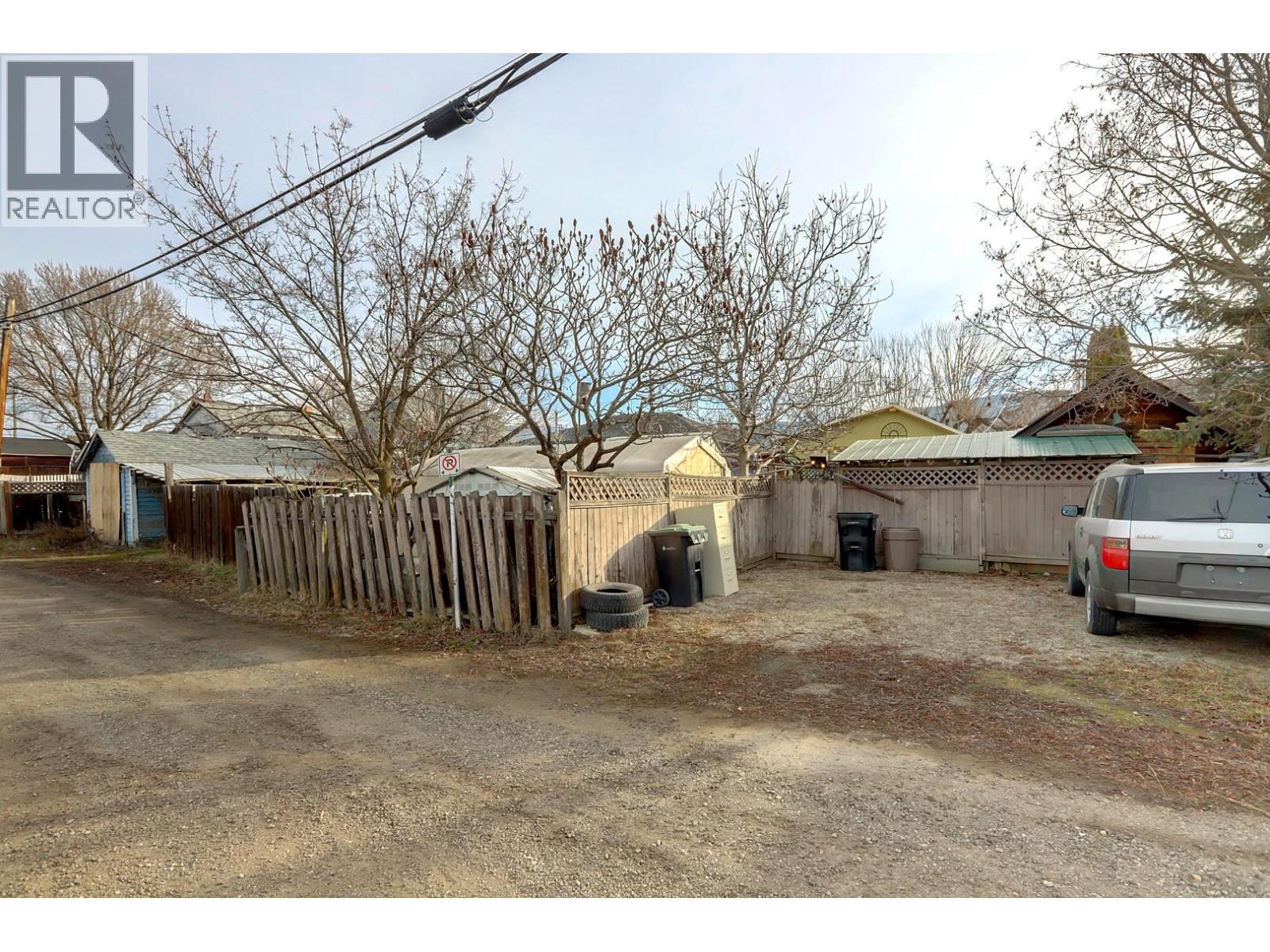 4204 34 Street, Vernon