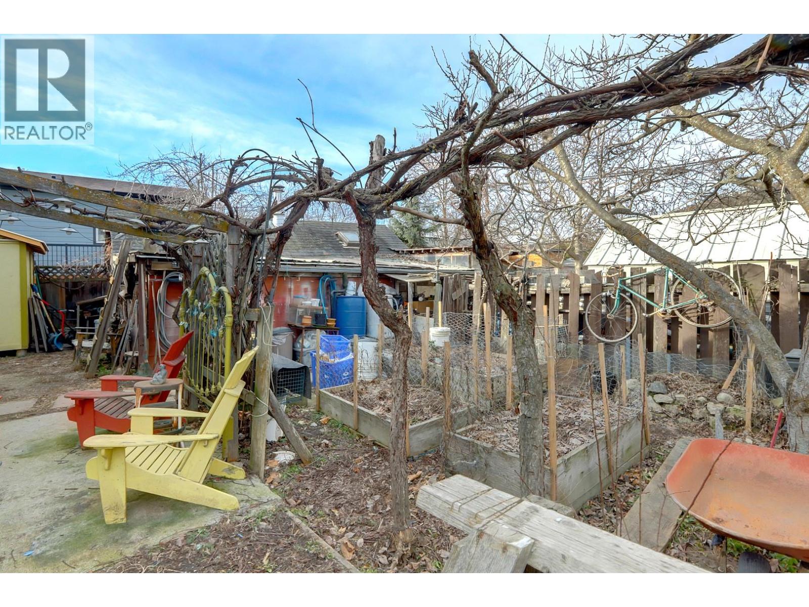 4204 34 Street, Vernon