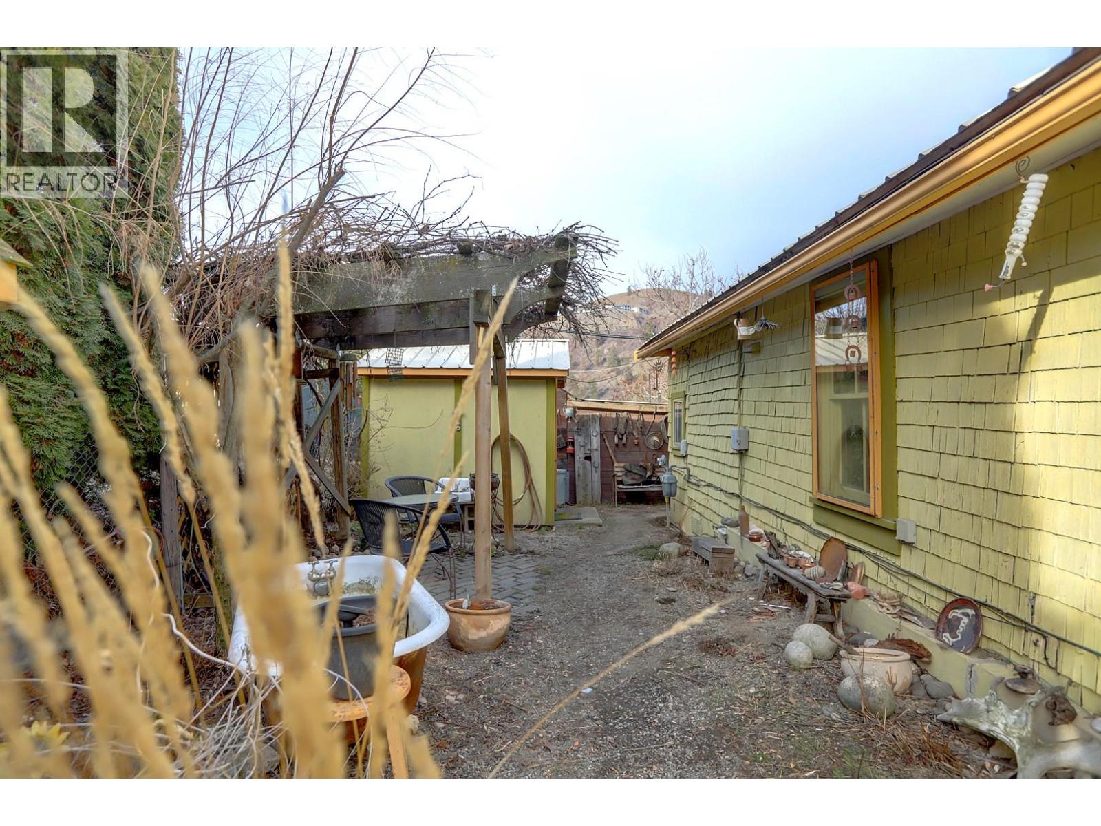 4204 34 Street, Vernon