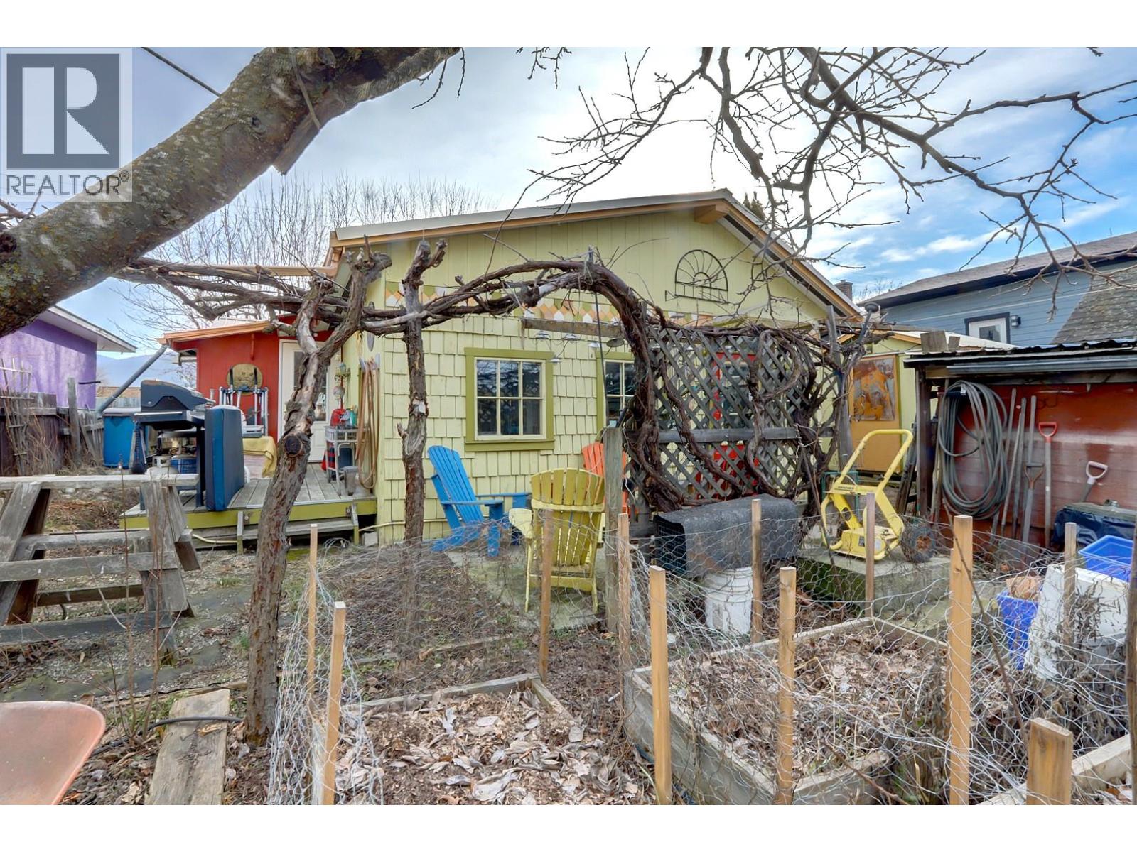 4204 34 Street, Vernon