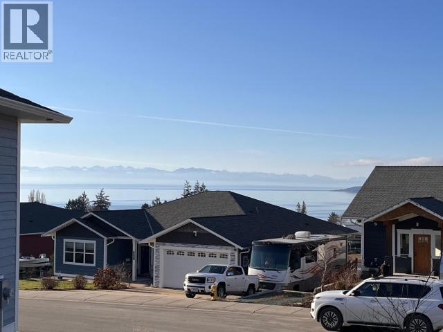 4380 QUEBEC AVE, Powell River