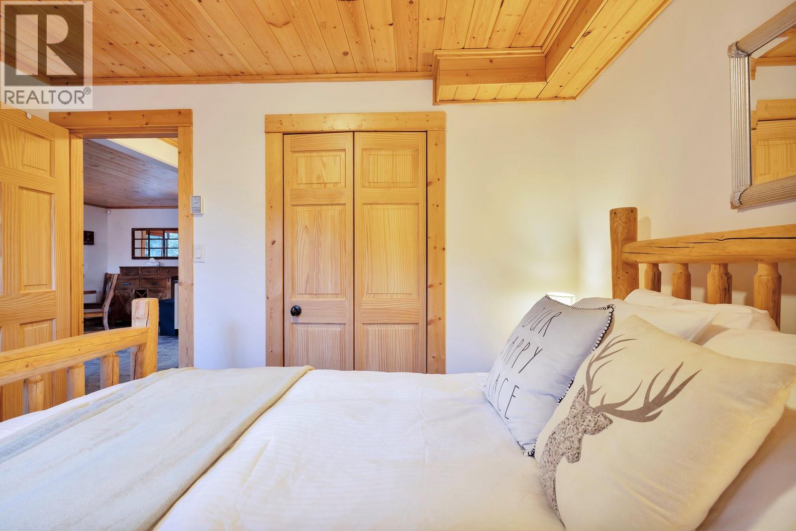 1 1211 APEX MOUNTAIN Road, Penticton