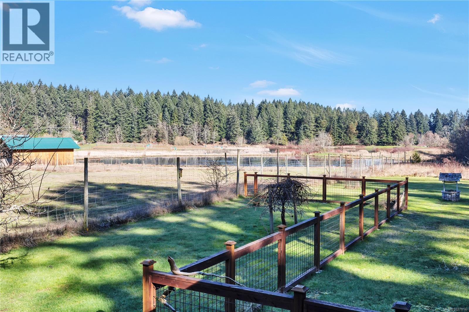 13655 Prospect Dr, Ladysmith