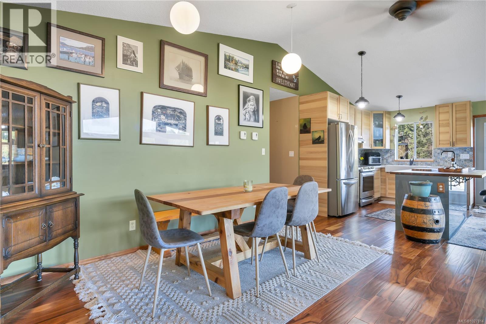 13655 Prospect Dr, Ladysmith