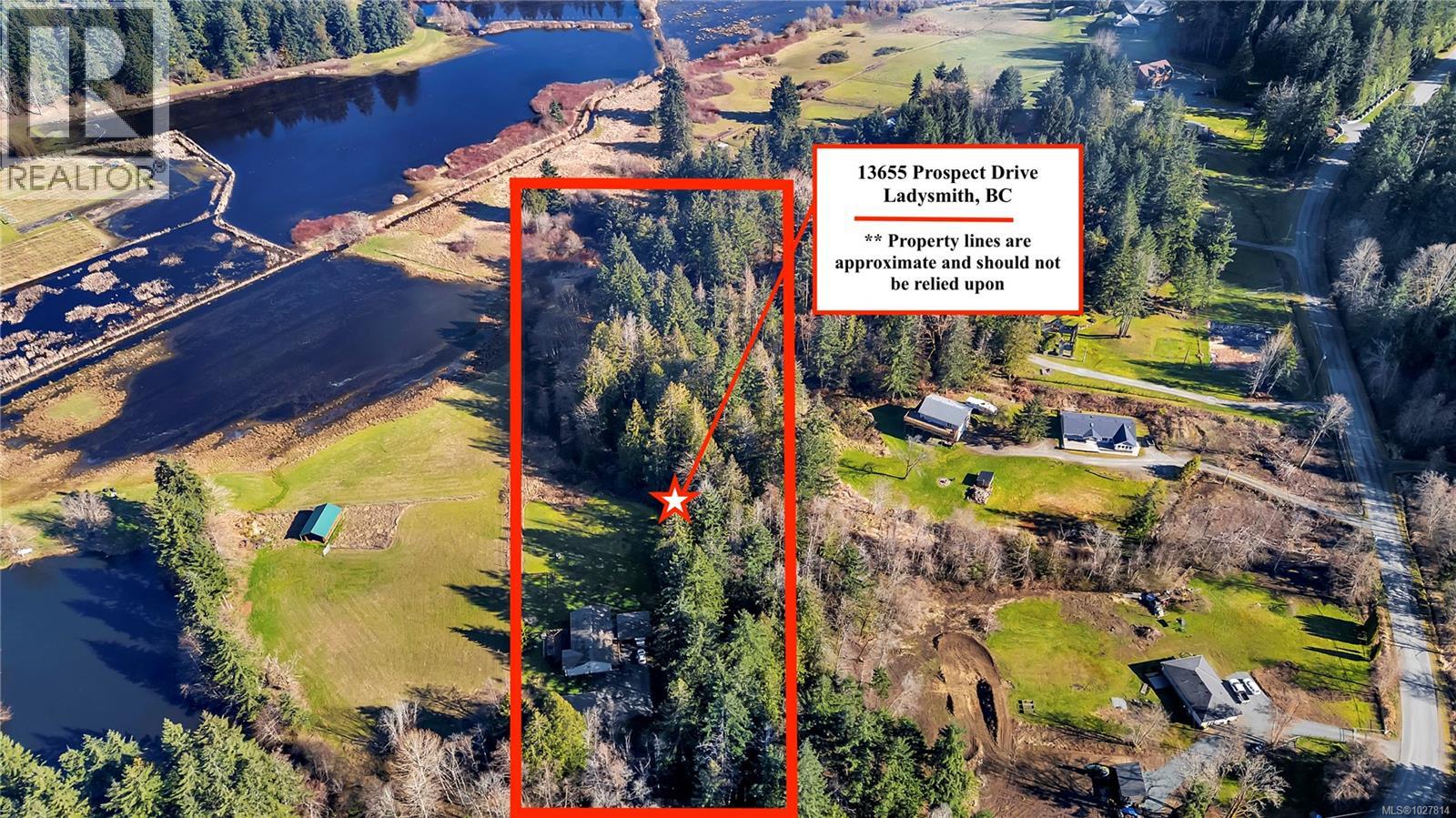 13655 Prospect Dr, Ladysmith