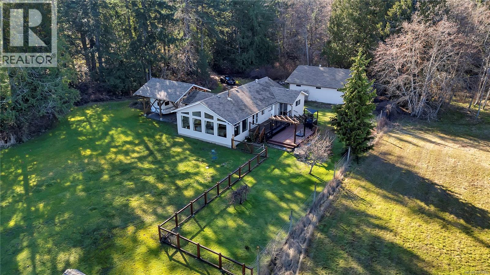 13655 Prospect Dr, Ladysmith