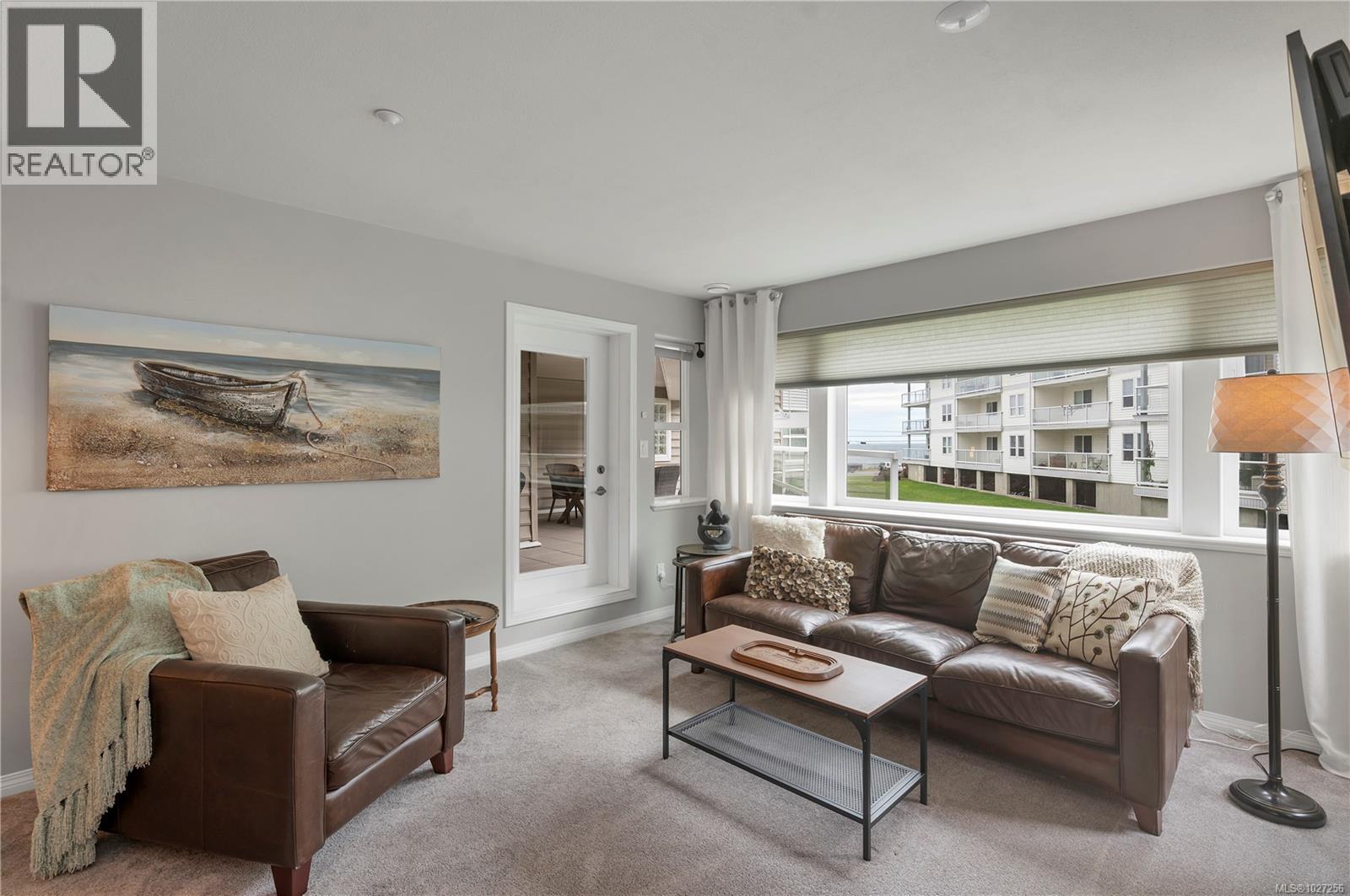 #107 350 ISLAND HWY S - 13