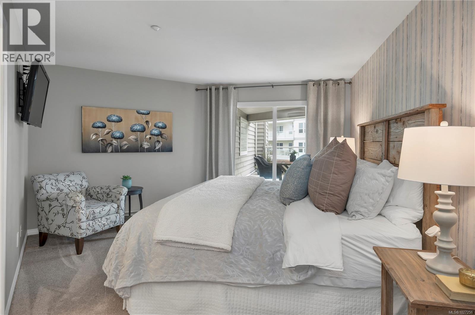 #107 350 ISLAND HWY S - 21